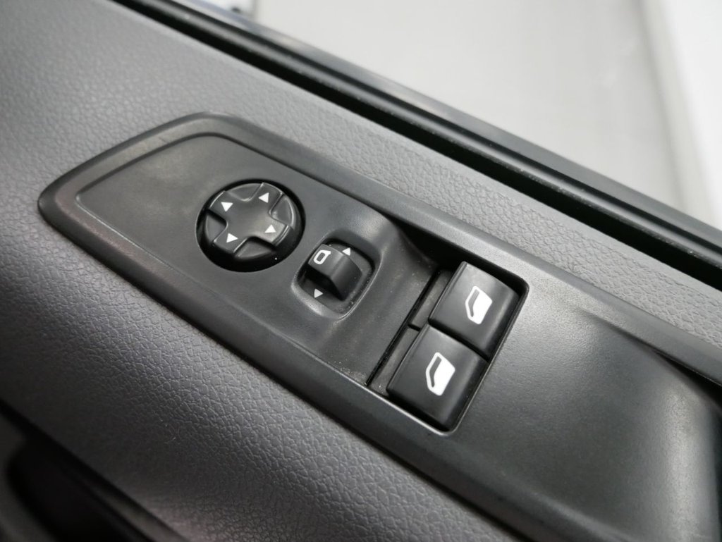 Used Vauxhall Vivaro 2022 for sale - 76162818: Photo 19