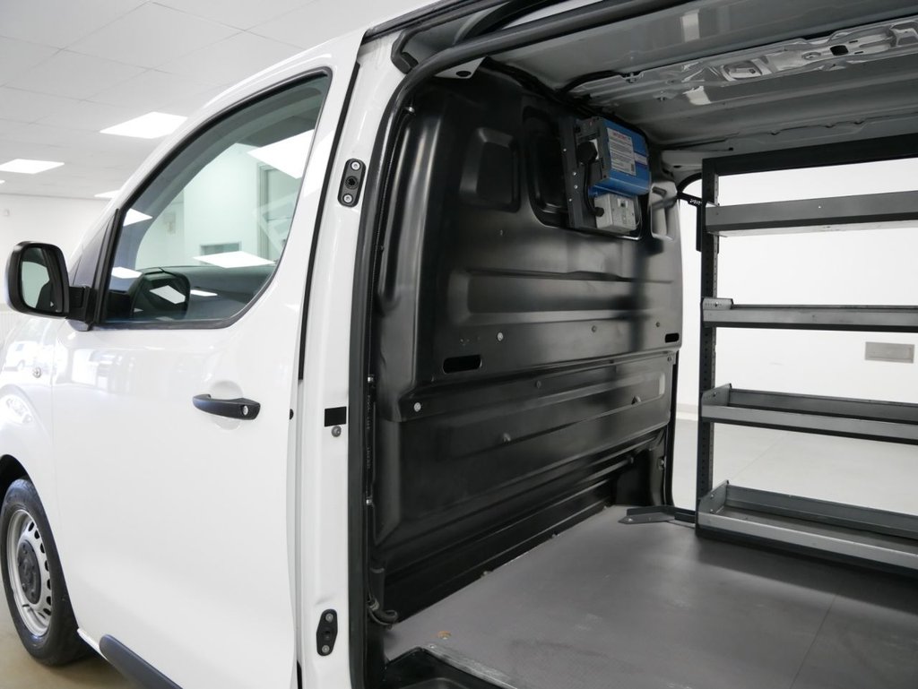 Used Vauxhall Vivaro 2022 for sale - 76162818: Photo 34