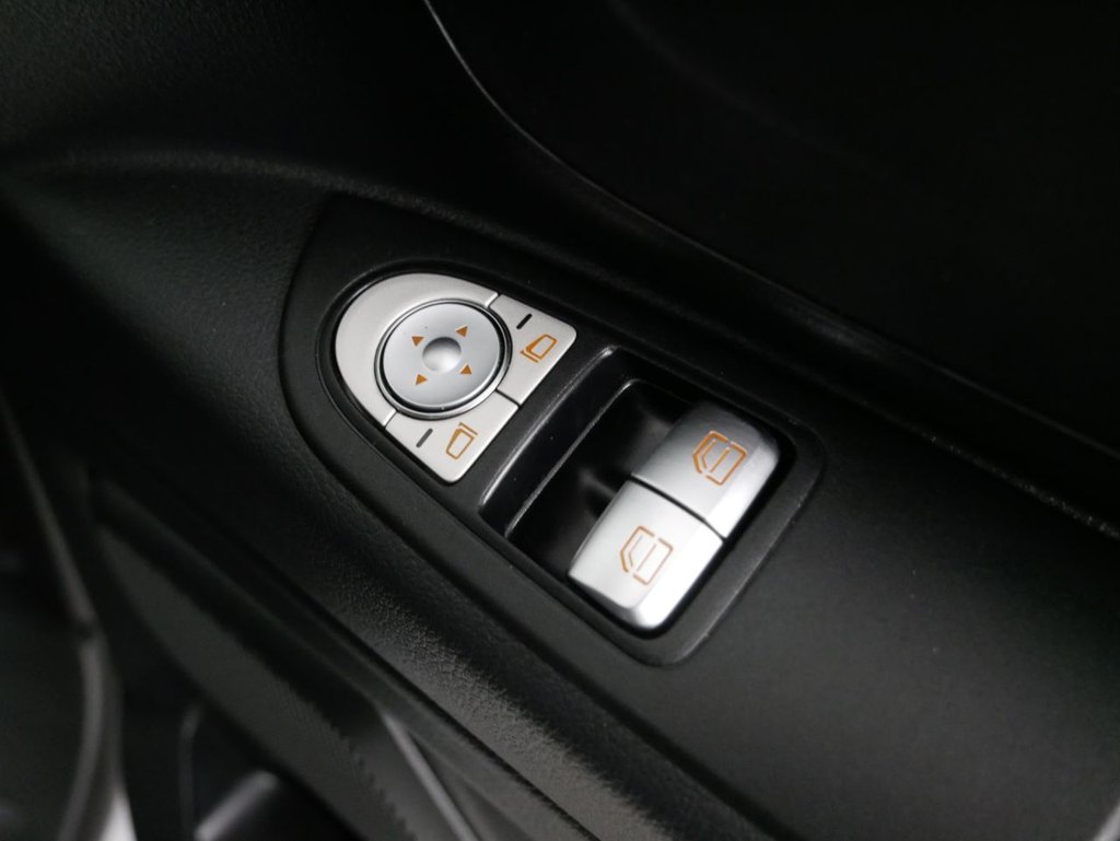 Used Mercedes-Benz Vito 2023 for sale - 77153111: Photo 33