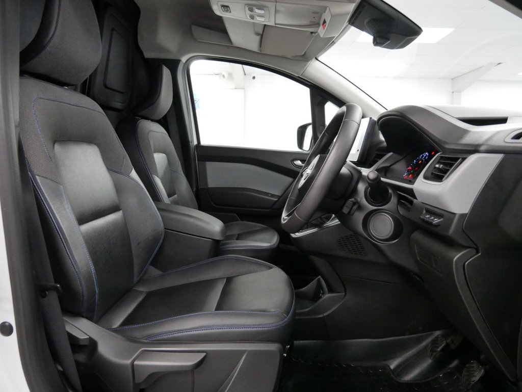 Used Nissan Other 2023 for sale - 76758621: Photo 17