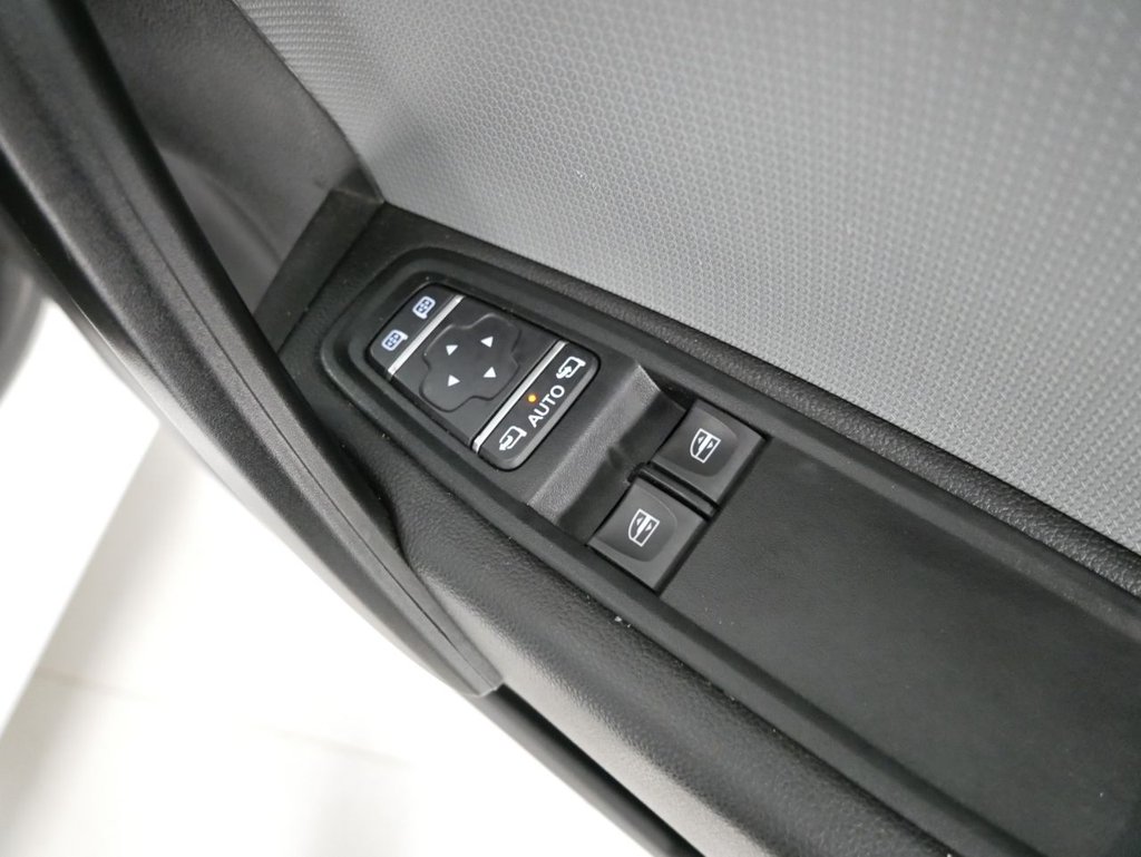 Used Nissan Other 2023 for sale - 76758621: Photo 39