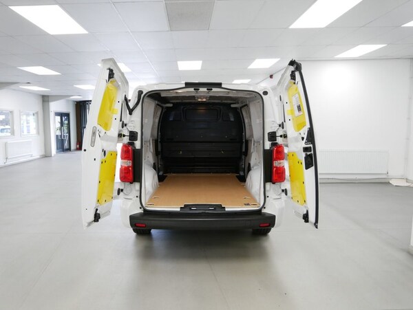 Used Vauxhall Vivaro 2023 for sale - 74257275: Photo 23