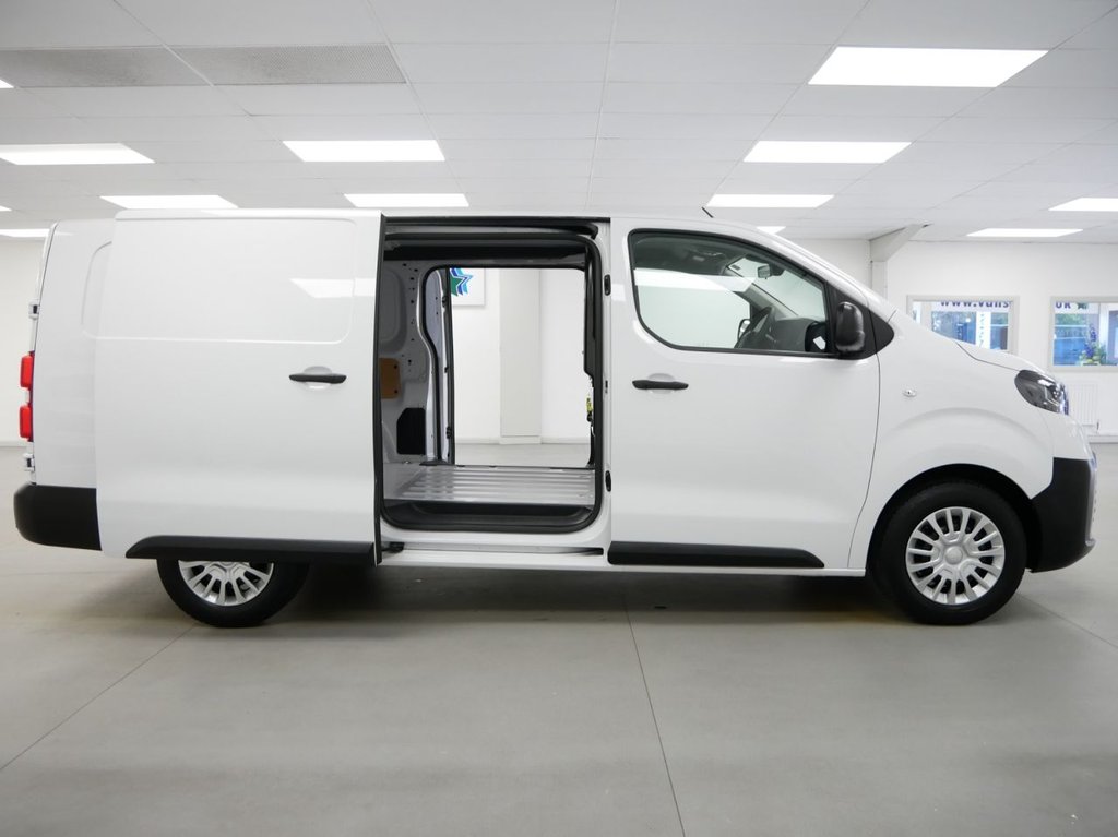 Used Toyota ProAce 2024 for sale - 77936336: Photo 40