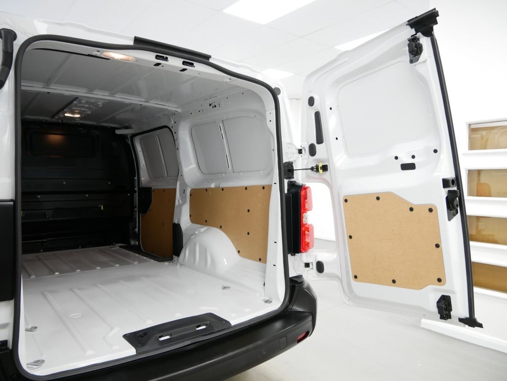 Used Toyota ProAce 2024 for sale - 77936336: Photo 43