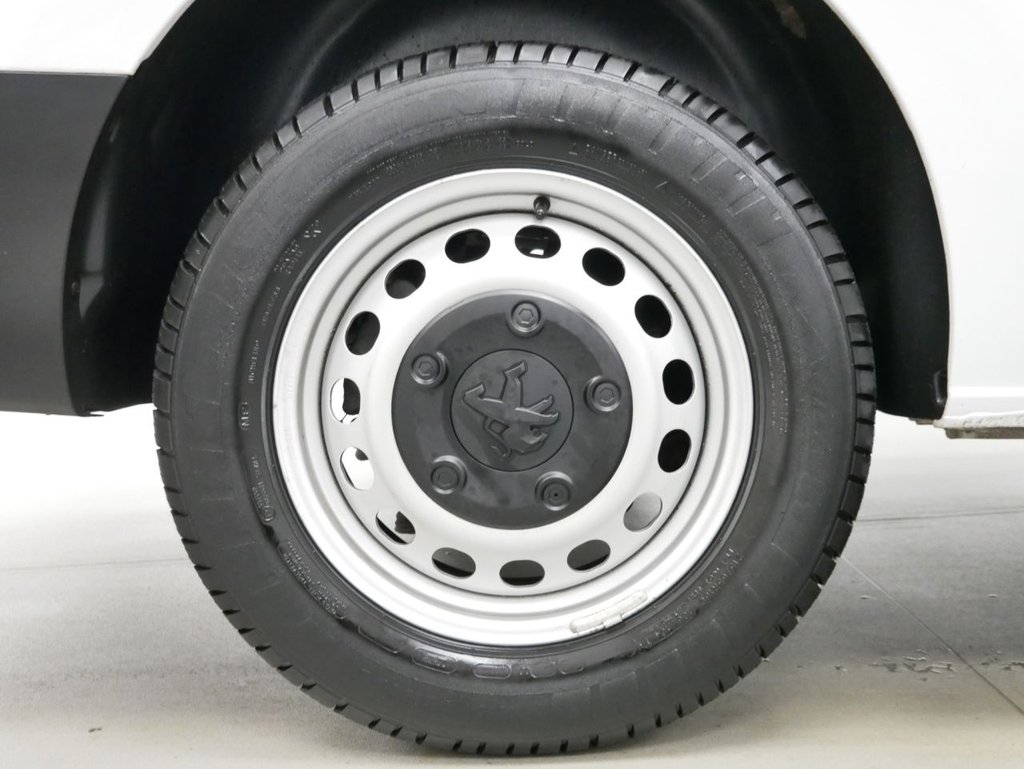 Used Peugeot Expert 2023 for sale - 77250394: Photo 30