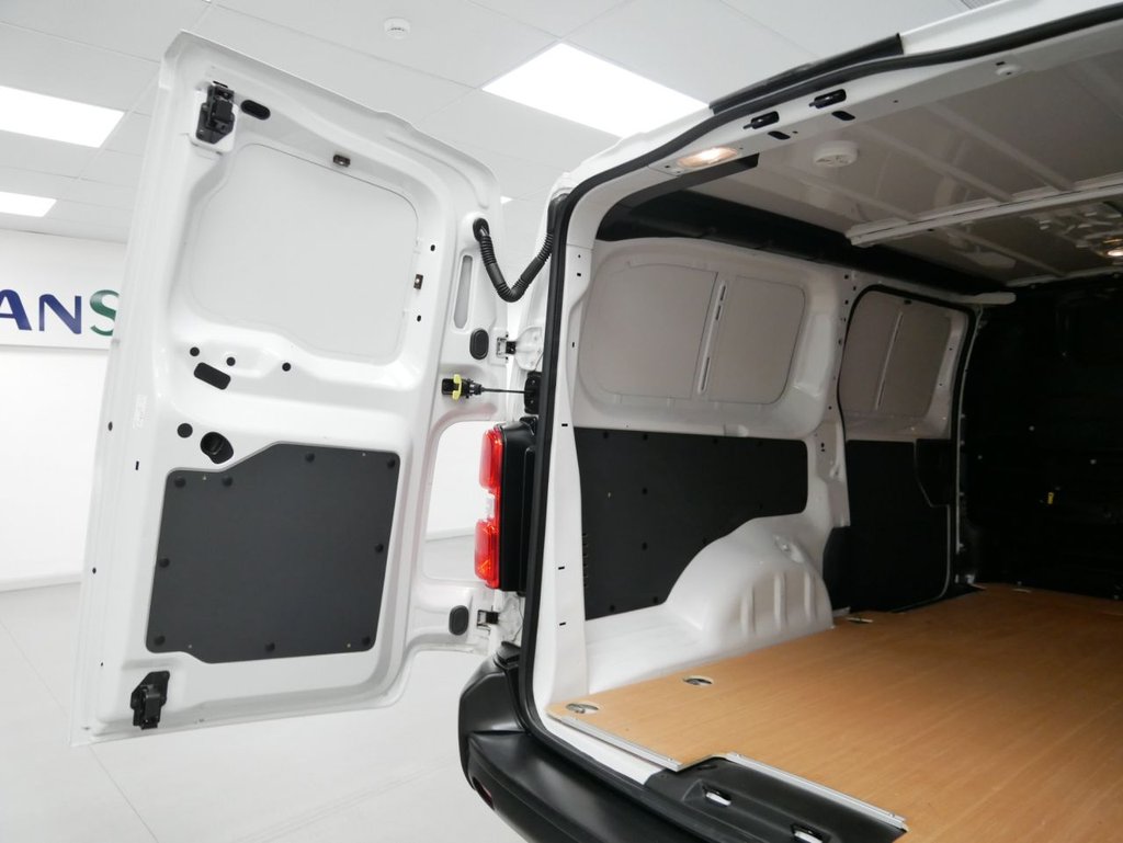 Used Peugeot Expert 2023 for sale - 77250394: Photo 31