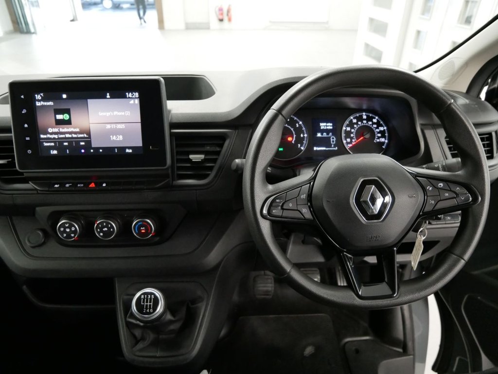 Used Renault Trafic 2022 for sale - 76855123: Photo 15
