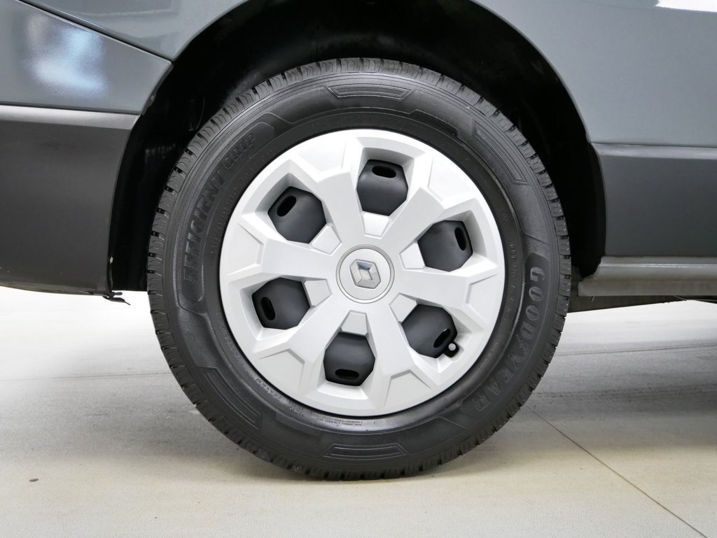 Used Renault Trafic 2022 for sale - 76855123: Photo 24