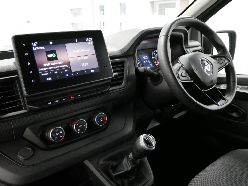 Used Renault Trafic 2022 for sale - 76855123: Photo 3