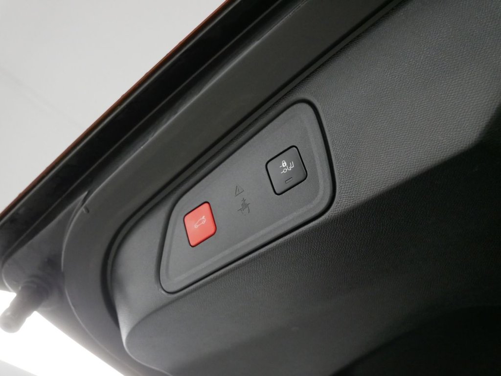 Used Peugeot 3008 2020 for sale - 76883163: Photo 43