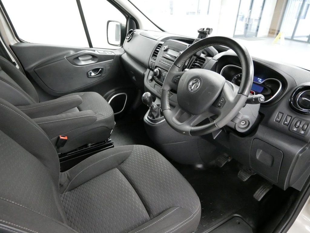 Used Vauxhall Vivaro 2017 for sale - 76323200: Photo 17