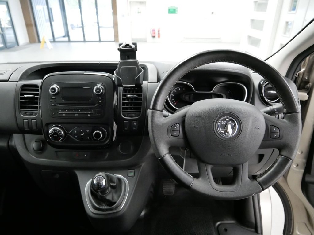 Used Vauxhall Vivaro 2017 for sale - 76323200: Photo 19