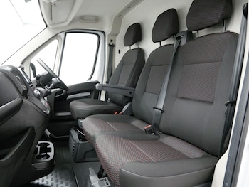 Used Peugeot Boxer 2023 for sale - 76019290: Photo