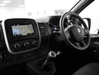 Used Renault Trafic 2021 for sale - 77936497: Photo