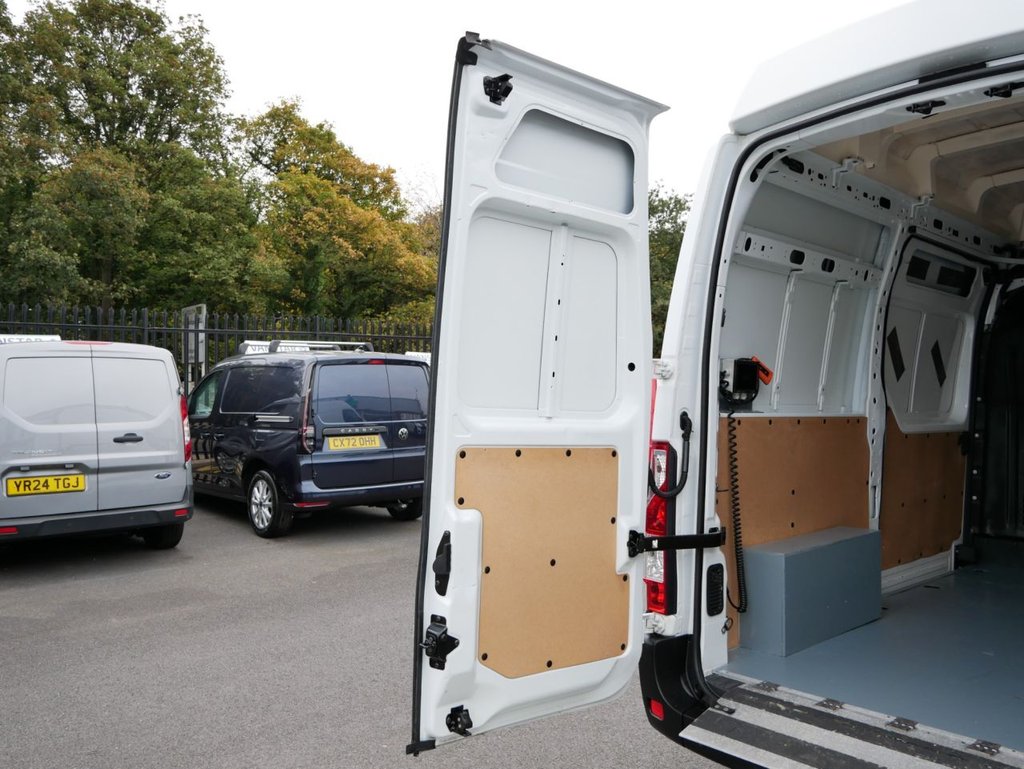 Used Vauxhall Movano 2017 for sale - 76582180: Photo 36