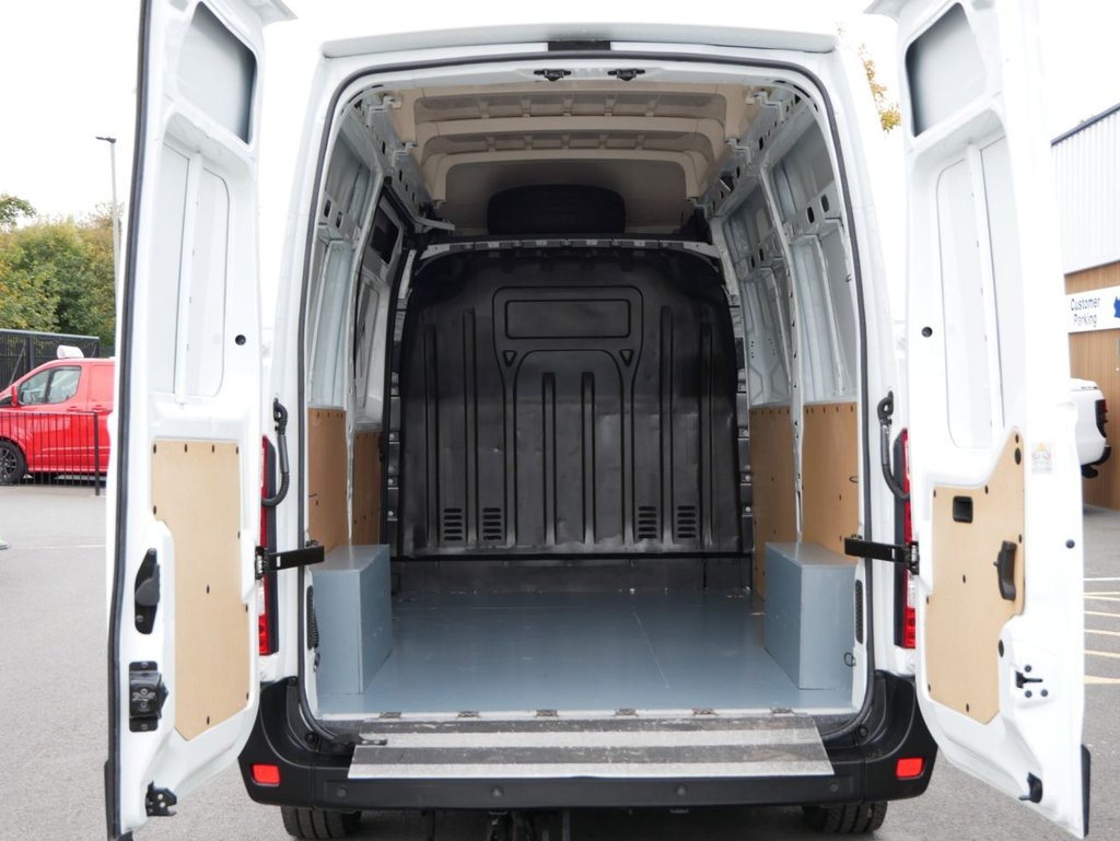 Used Vauxhall Movano 2017 for sale - 76582180: Photo 39