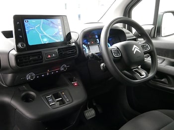 Used Citroen Berlingo 2023 for sale - 78200194: Photo