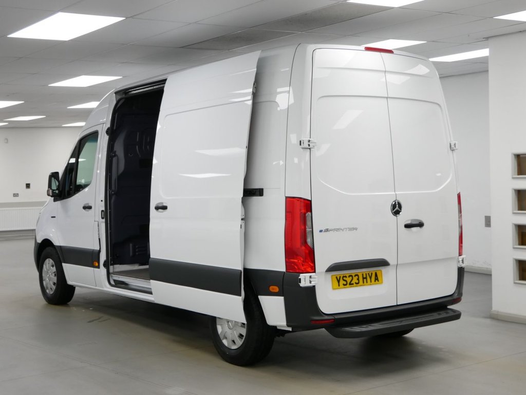 Used Mercedes-Benz Sprinter 2023 for sale - 77593887: Photo 35