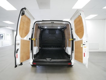 Used Ford Transit Custom 2023 for sale - 78582597: Photo
