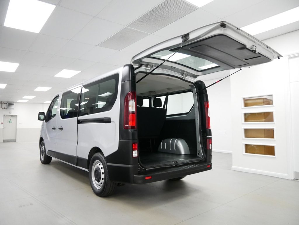 Used Vauxhall Vivaro 2017 for sale - 77734049: Photo 13