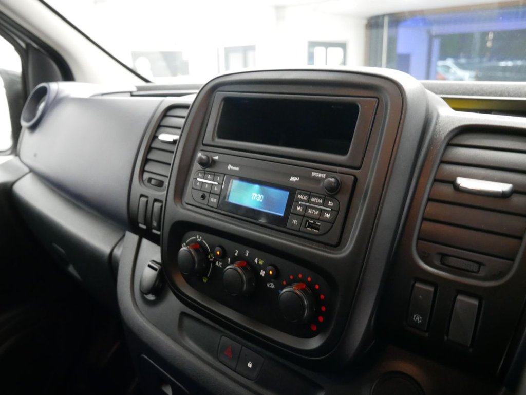 Used Vauxhall Vivaro 2017 for sale - 77734049: Photo 30