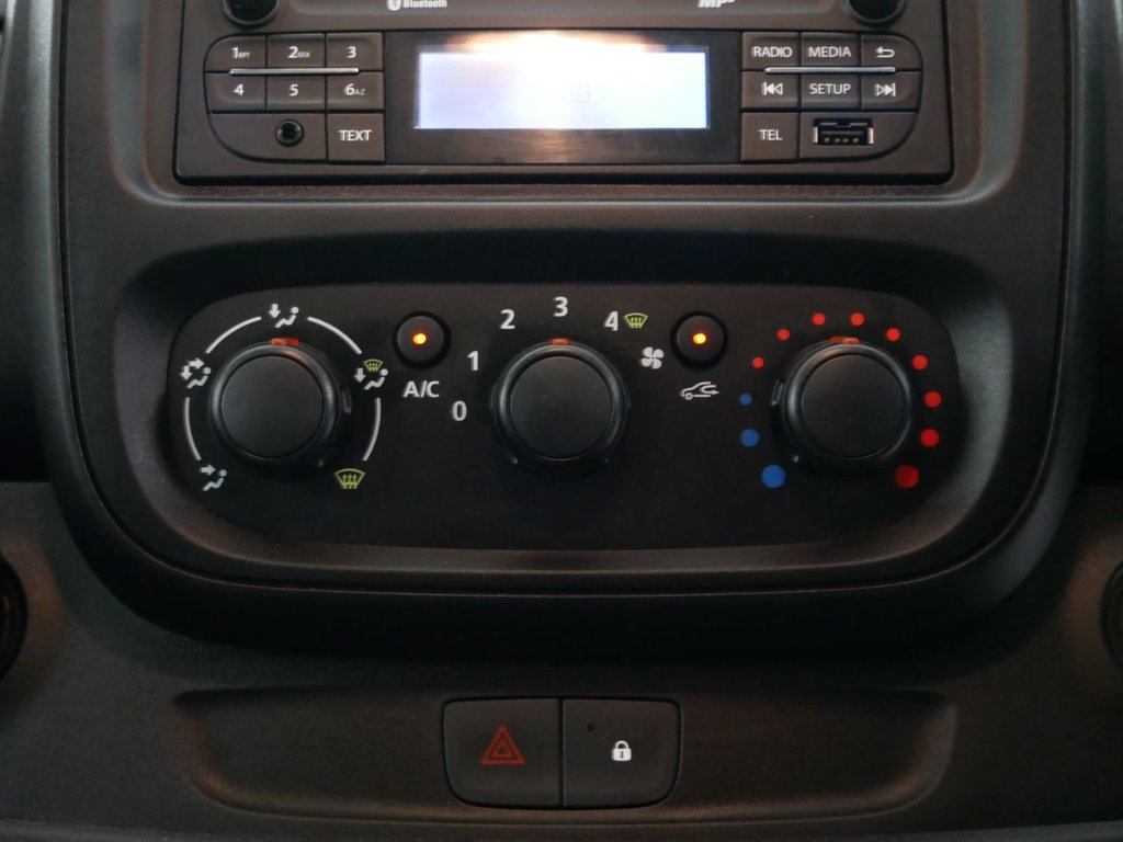 Used Vauxhall Vivaro 2017 for sale - 77734049: Photo 45