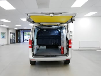 Used Mercedes-Benz Vito 2021 for sale - 77692543: Photo