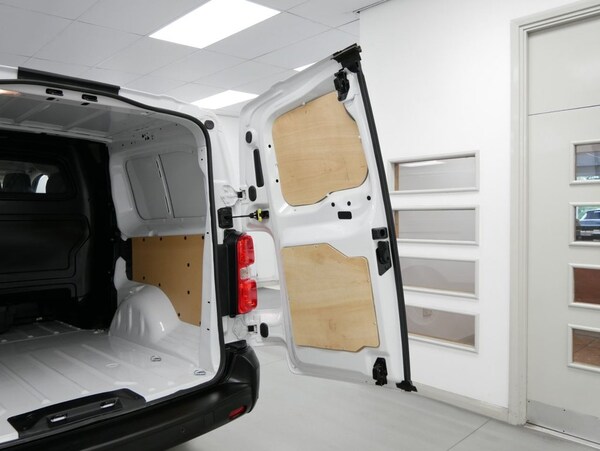 Used Citroen Dispatch 2024 for sale - 75631052: Photo 30