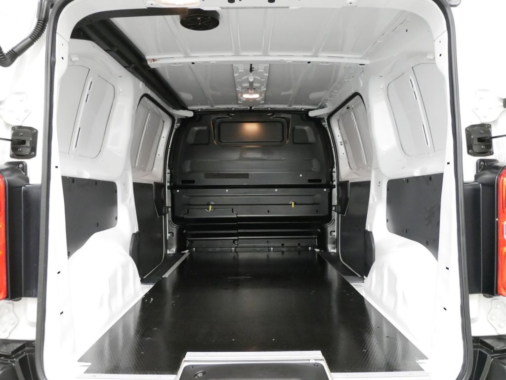Used Peugeot Expert 2022 for sale - 77161669: Photo 40
