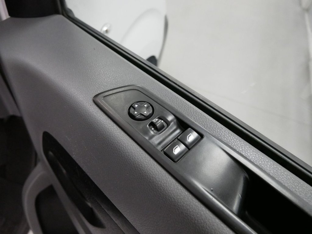 Used Peugeot Expert 2022 for sale - 77161669: Photo 42