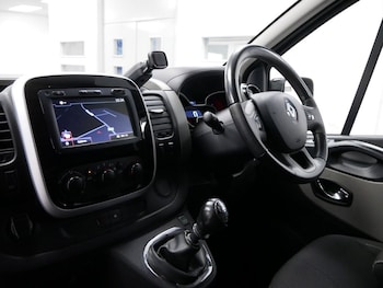 Used Renault Trafic 2019 for sale - 77020391: Photo