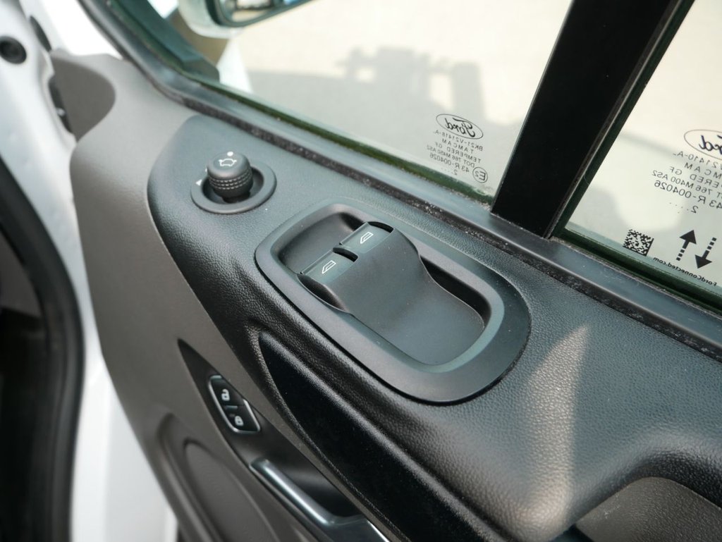Used Ford Transit Custom 2023 for sale - 77967157: Photo 43