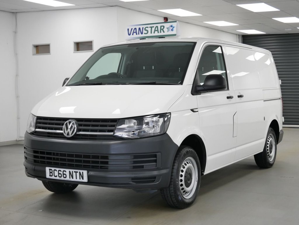 Used Volkswagen Transporter 2017 for sale - 76867306: Photo 2