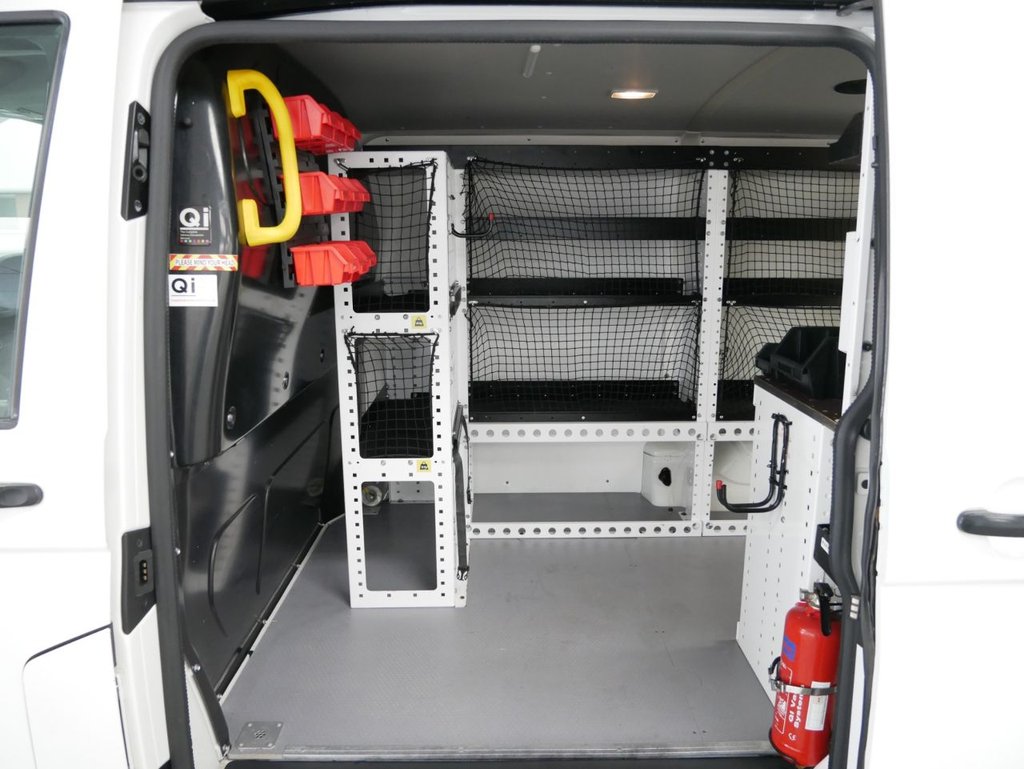 Used Volkswagen Transporter 2017 for sale - 76867306: Photo 29