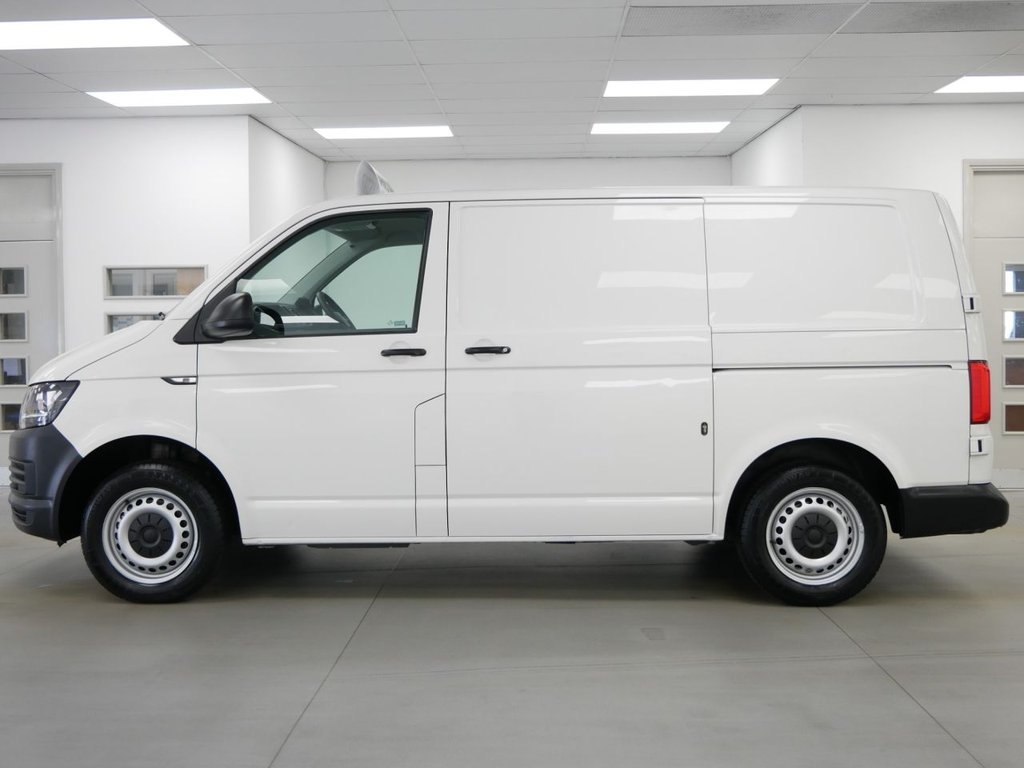 Used Volkswagen Transporter 2017 for sale - 76867306: Photo 35
