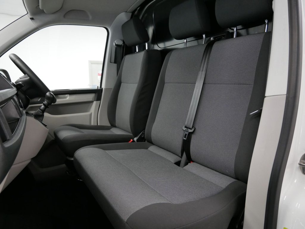 Used Volkswagen Transporter 2017 for sale - 76867306: Photo 6