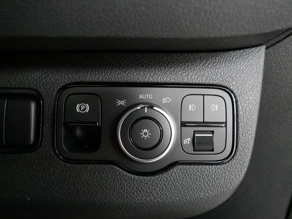 Used Mercedes-Benz Sprinter 2023 for sale - 77692909: Photo 42