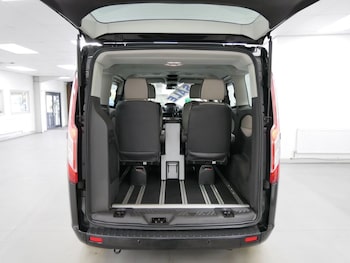 Used Ford Tourneo Custom 2017 for sale - 76509719: Photo