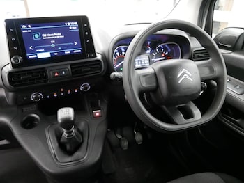 Used Citroen Berlingo 2022 for sale - 76009996: Photo