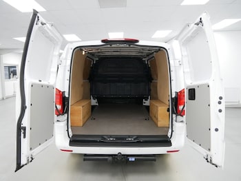 Used Mercedes-Benz Vito 2023 for sale - 79563202: Photo