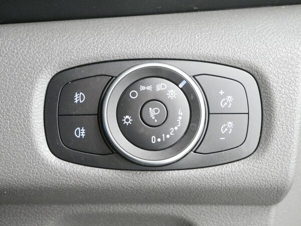 Used Ford Transit Custom 2019 for sale - 74391276: Photo 39