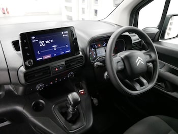 Used Citroen Berlingo 2021 for sale - 76596006: Photo