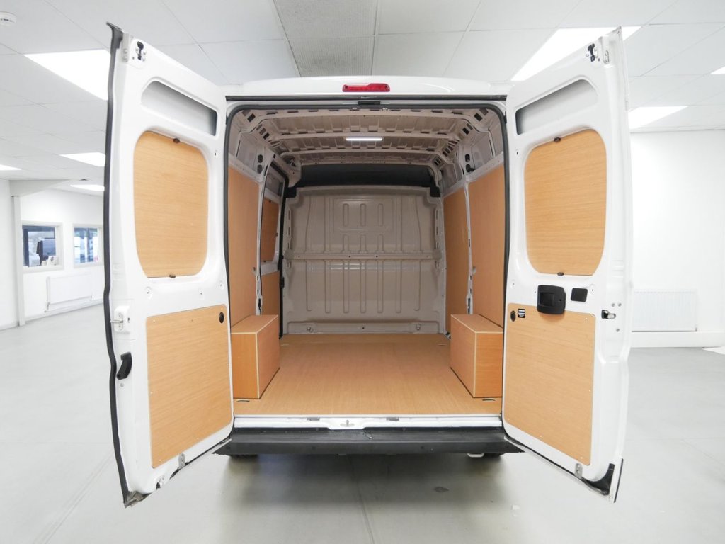 Used Vauxhall Movano 2022 for sale - 77507047: Photo 2