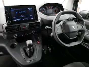 Used Peugeot Partner 2023 for sale - 75528143: Photo