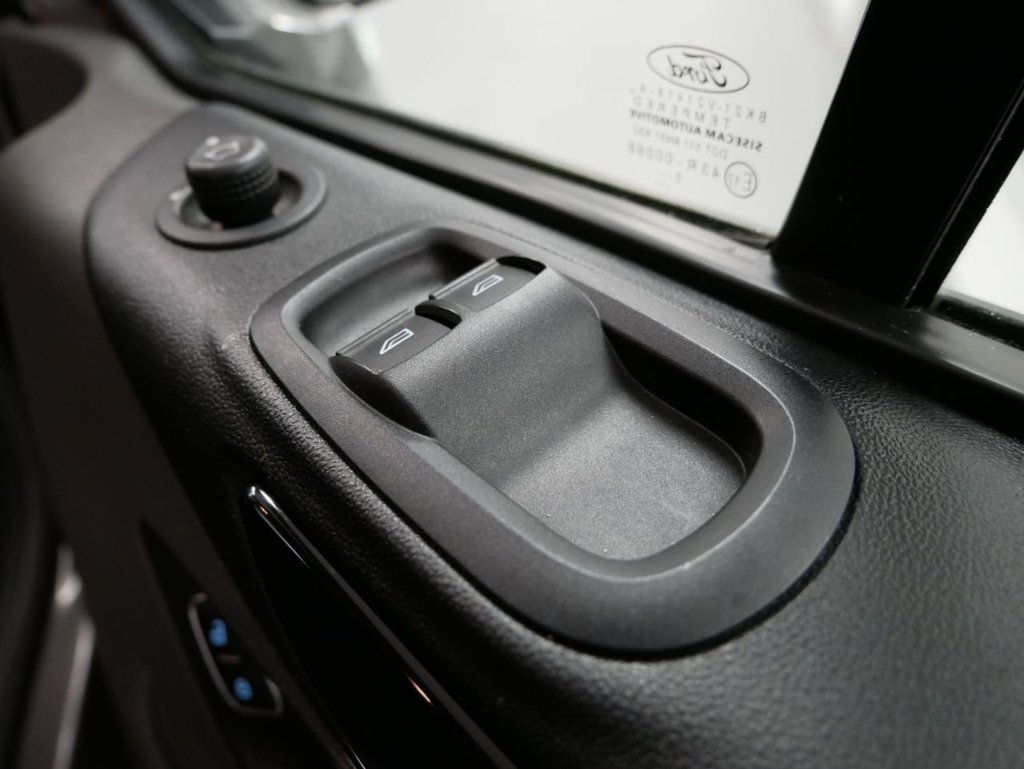 Used Ford Transit Custom 2020 for sale - 76962216: Photo 32