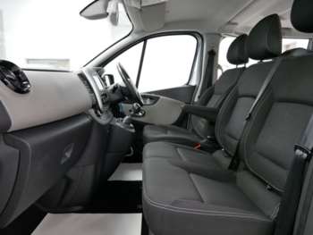 Used Renault Trafic 2017 for sale - 73772608: Photo
