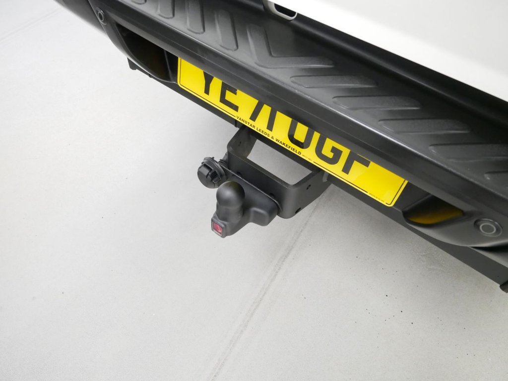 Used Nissan Navara 2021 for sale - 77313228: Photo 35