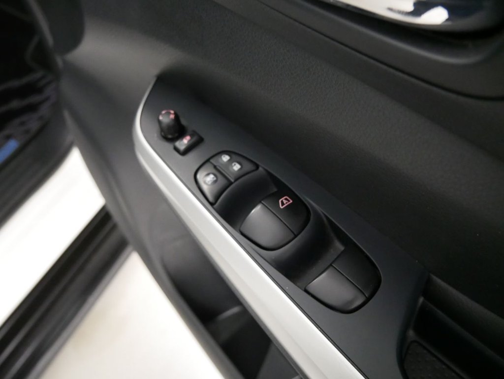 Used Nissan Navara 2021 for sale - 77313228: Photo 40