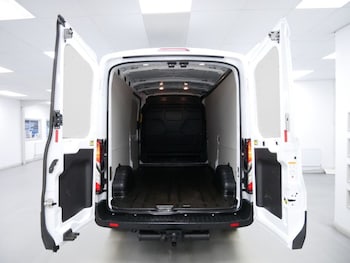 Used Ford Transit 2022 for sale - 77101082: Photo