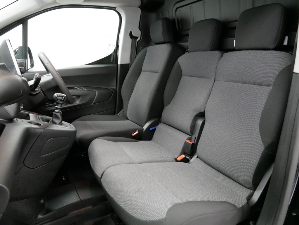 Used Vauxhall Combo 2023 for sale - 76323101: Photo 4